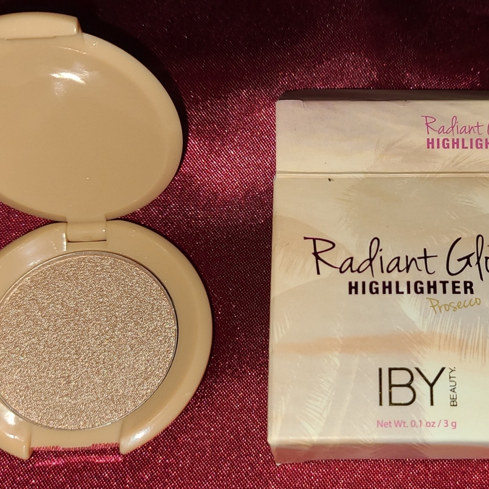 Makeup bundle - Picture 9 of 9